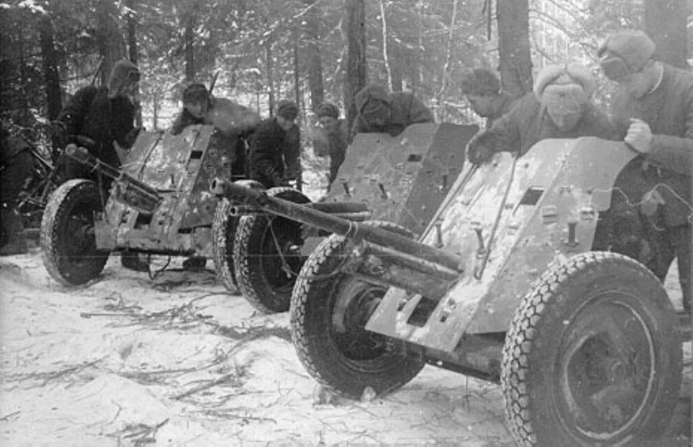 🇷🇺🪖 5 декабря 1941 года началось контрнаступление советских войск под Москвой