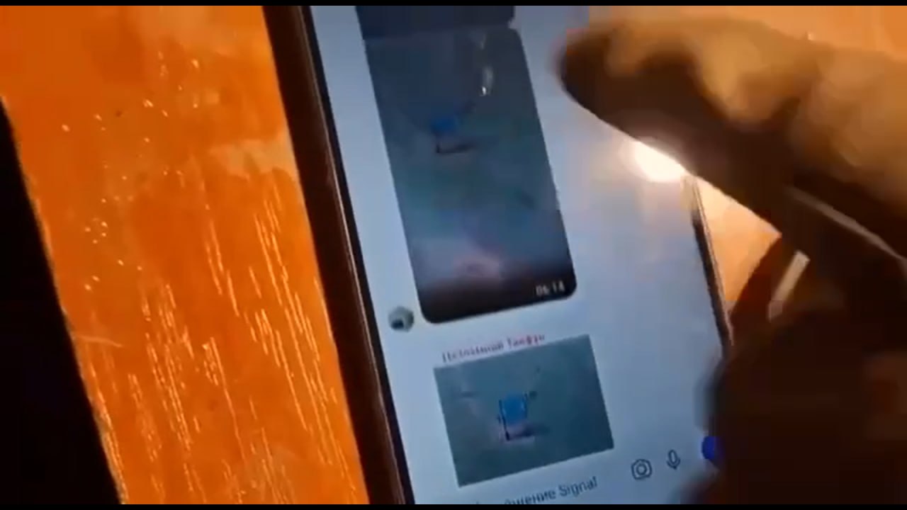 Экскурсия по брошенному штабу 1-го батальона 102-й бригады ТРО Украины в Гуляйполе по адресу Соборная улица дома 52 в...