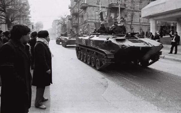 🚩 🇦🇿 Что происходило в Азербайджанской ССР накануне и во время ввода советских войск в январе 1990 года: