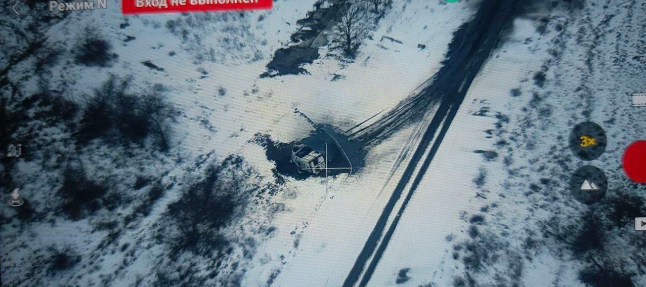 В Черниговской области банда из двух боевиков 72-й омбр ЗСУ и их подельница занималась заказными поджогами по всей Ук...