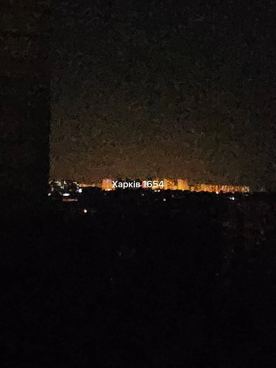 ‼️‼️‼️ Только что, по сообщениям с места, 5 баллистических ракет прилетело по Харькову: город погрузился во тьму