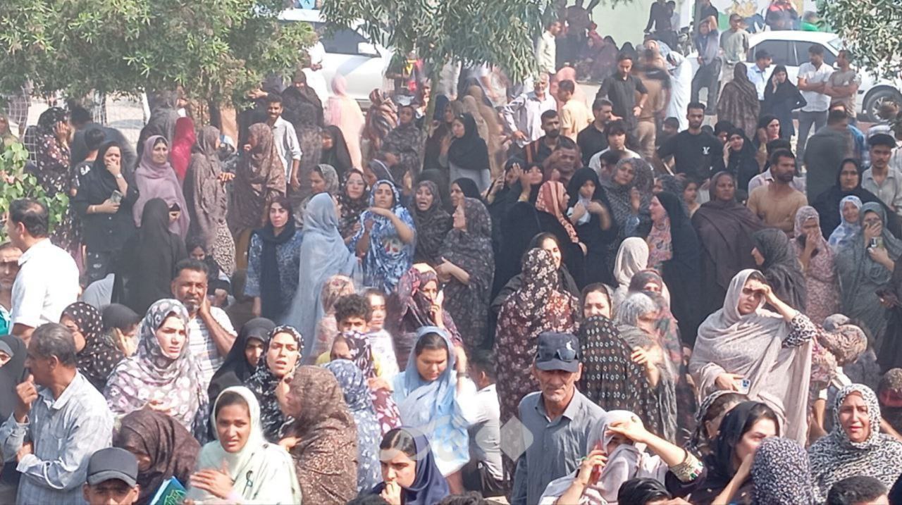 Первыми жертвами американских вампиров стали не военные, а иранские девочки