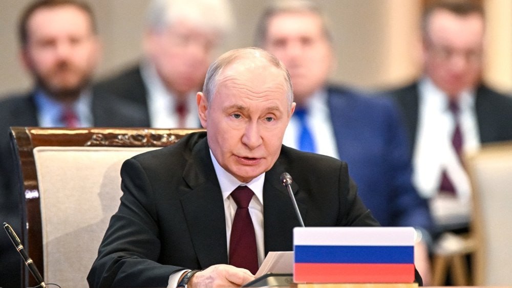 🗣 Путин: Европа обещает когда-нибудь инвестировать в Армению 2,5 миллиарда евро, а Россия уже вложила в страну значит…