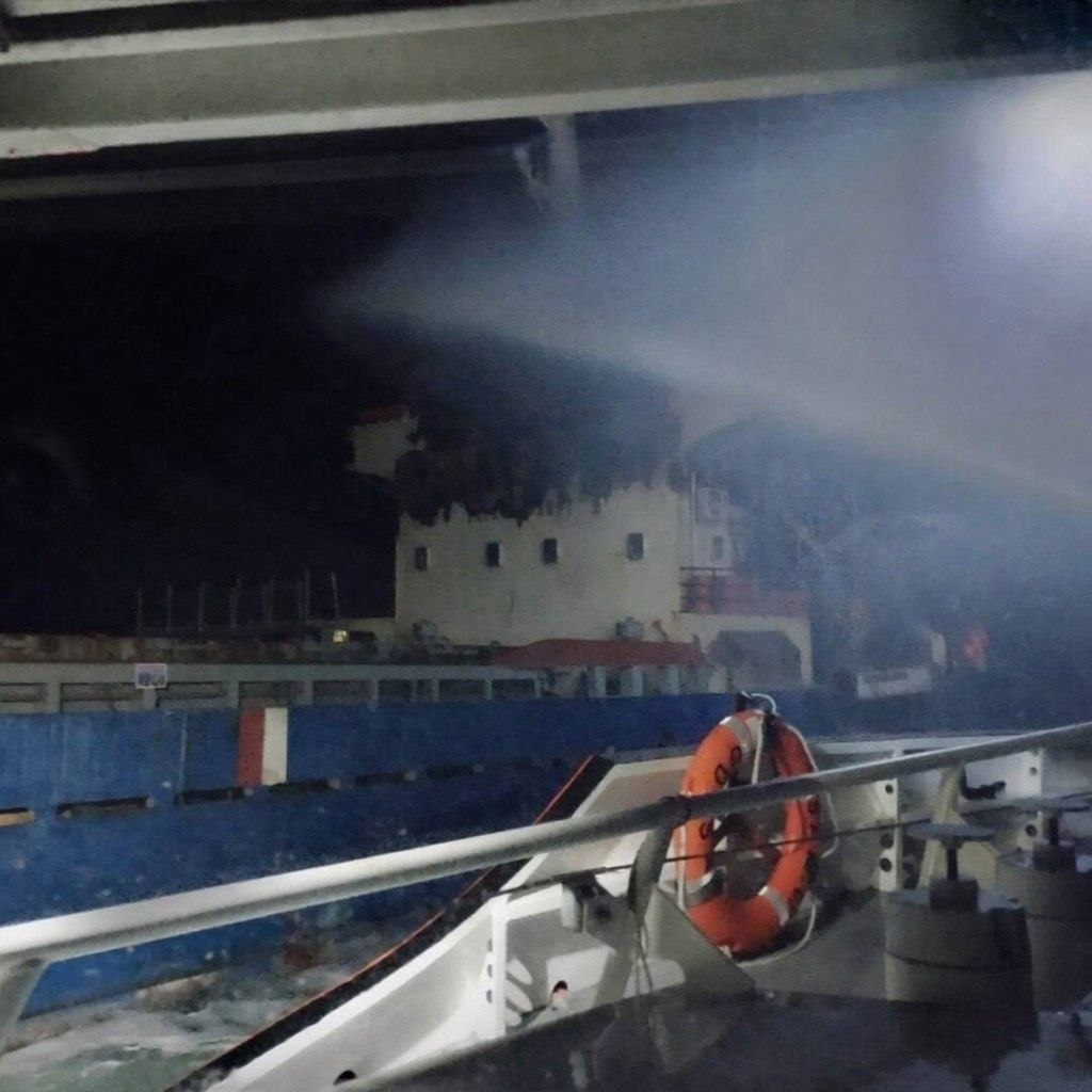 🛵💥🛳 В районе Одессы «Геранью» поражен сухогрузу «ANT», следовавший под флагом Вануату из одесского порта в Турцию.