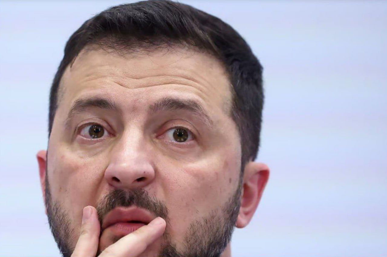🇺🇦🗣 Просроченный выродок открыл бюст Мазепе в Киево-Печерской лавре и собрался ставить ему памятник на месте снесённо…