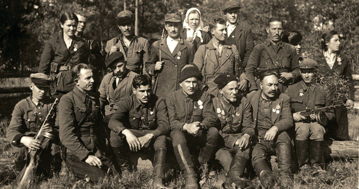 🚩 🪖 Этнический состав Сумского партизанского соединения Сидора Артемьевича Ковпака накануне Карпатского рейда (июнь 1…