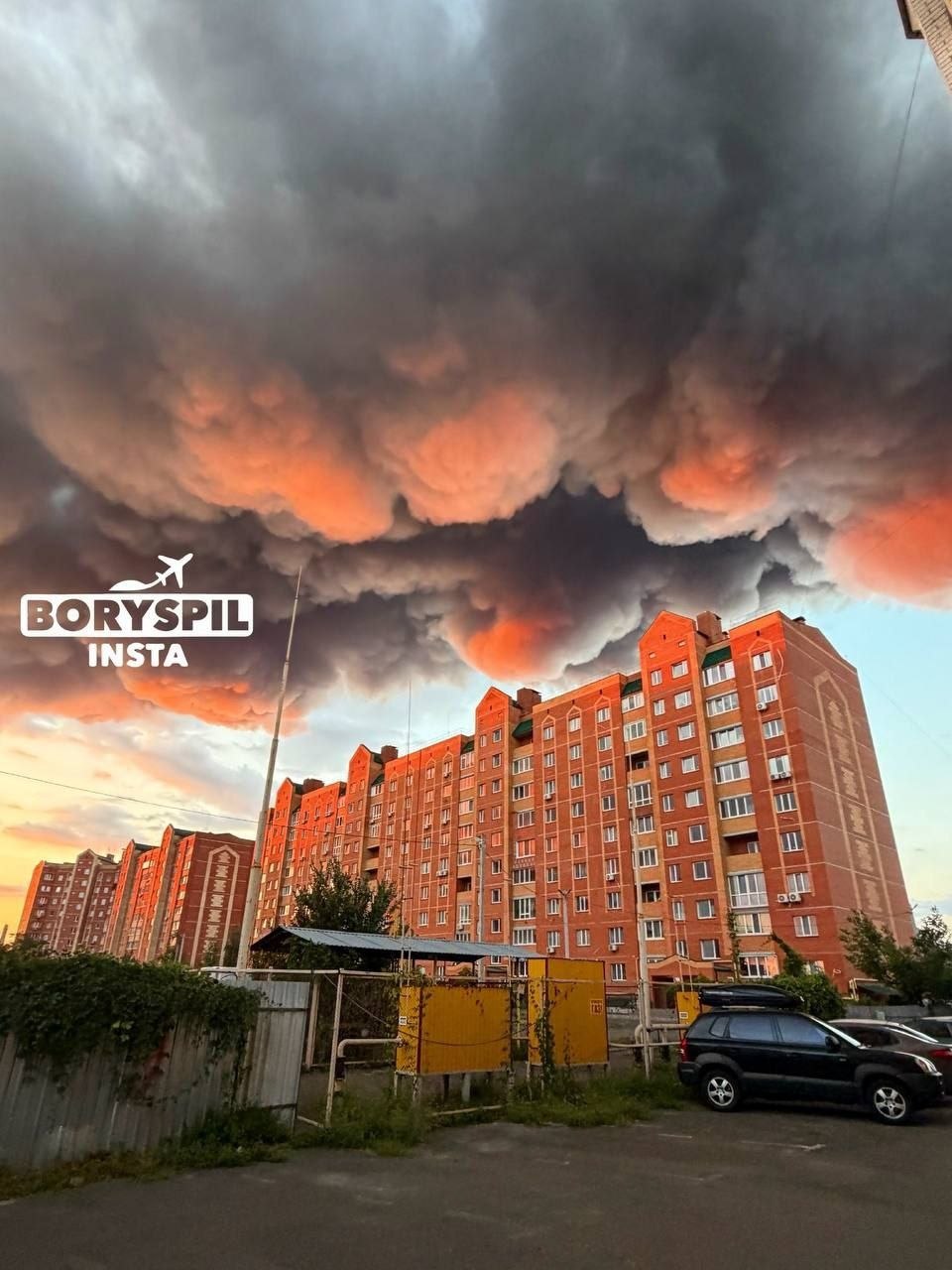 🔥🔥 В Борисполе мощный прилёт по логистическому объекту украинских террористов