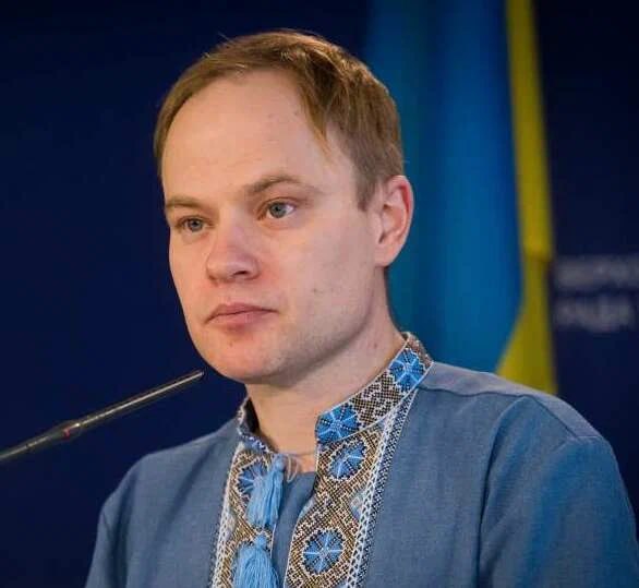 🇺🇦👅 Глава комитета Верховной рады по свободе слова Ярослав Юрчишин назвал предателями русскоязычных украинцев. По его…