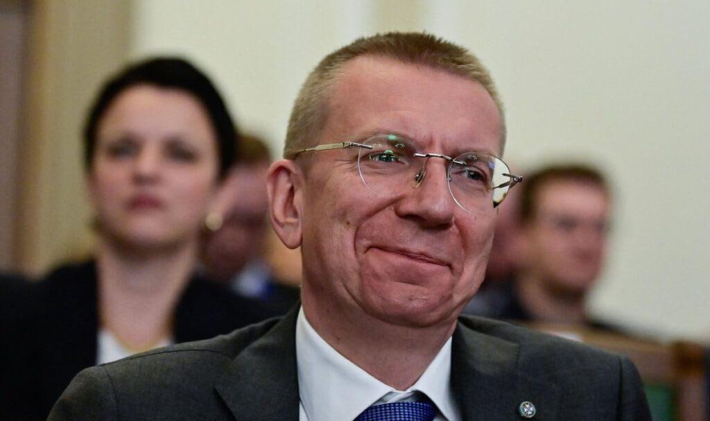 🇱🇻🇷🇺 Президент Латвии и по совместительству ЛГБТ*-активист Эдгар Ринкевич призвал НАТО учитывать, что российская арми…