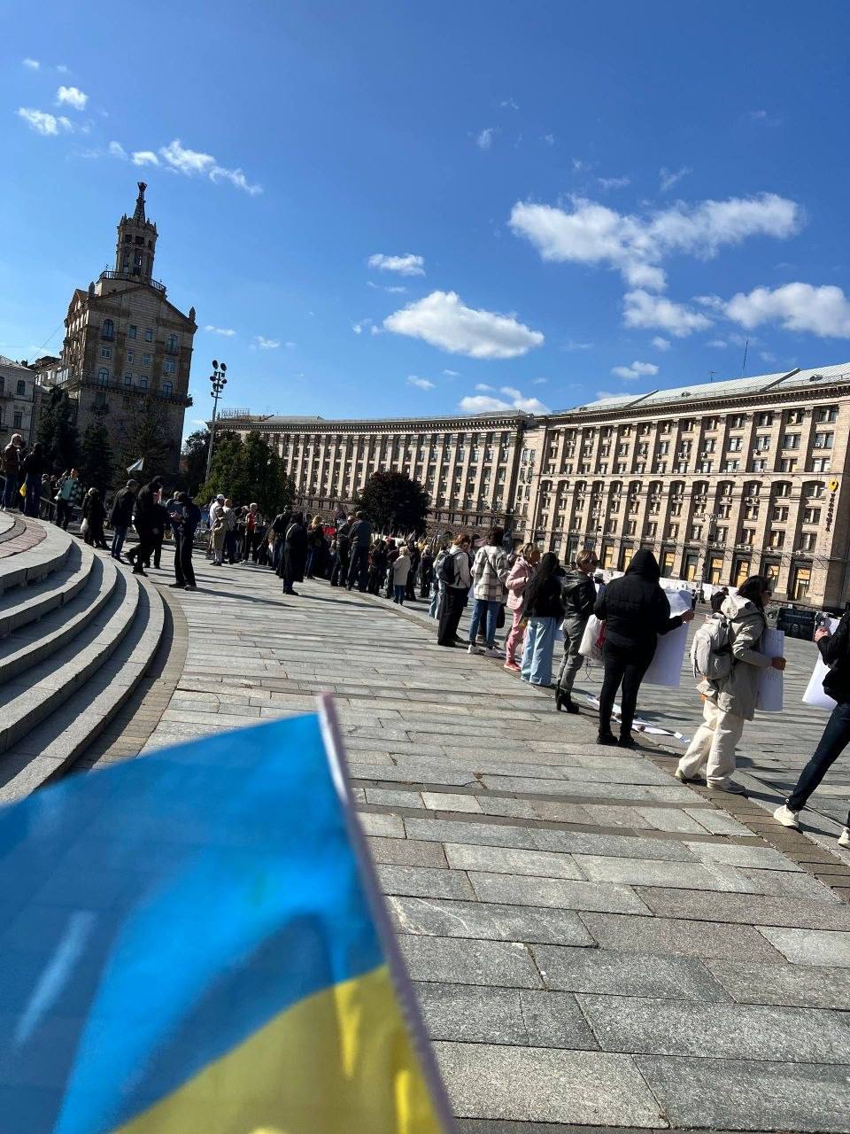 ‼️🔥 3 октября в Киеве на майдане прошла акция с требованиям к Банковой о прекращении боевых действий и переходу к мир…