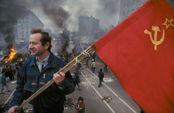 🇷🇺 Ровно 33 года назад, 3 октября 1993 года ельцинский режим устроил бойню в Останкино